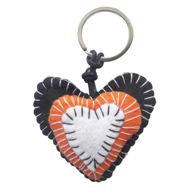 corazón fondo blanco naranja